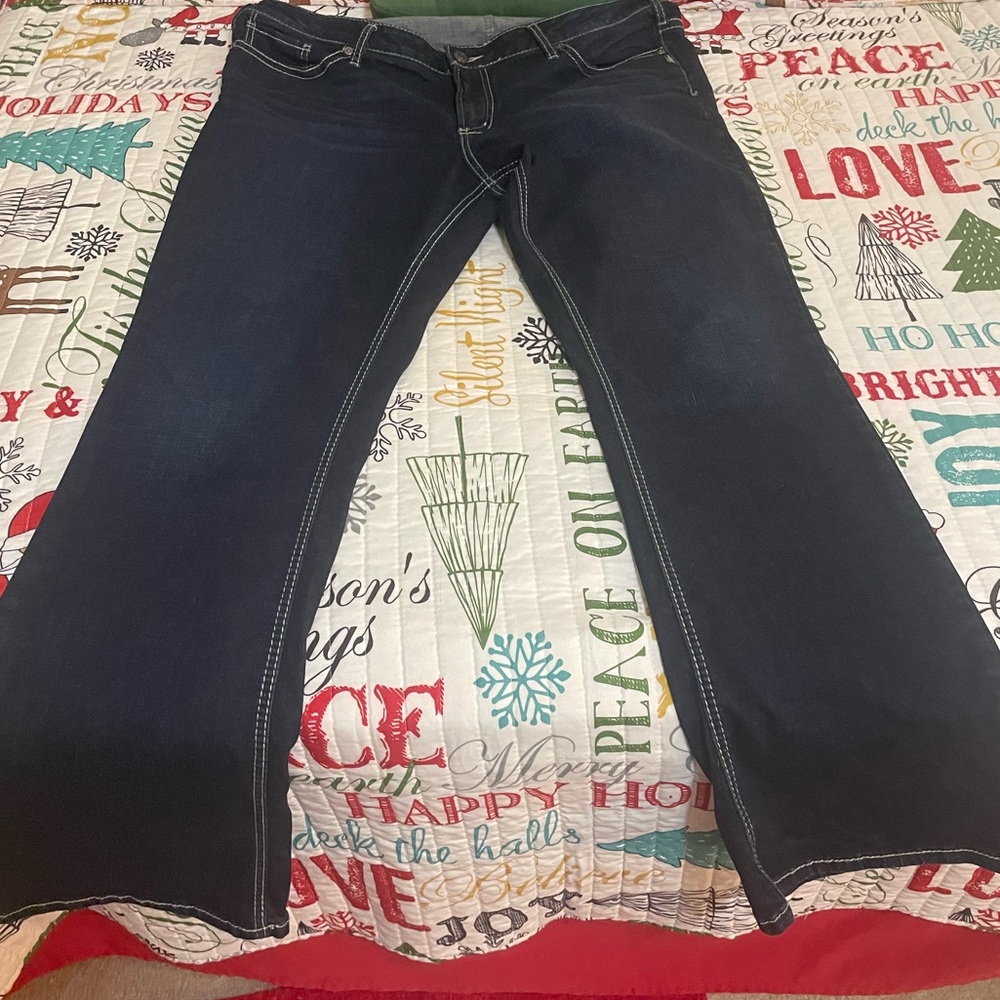NWOT Silver Boot cut jeans